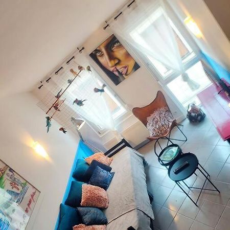 Chez Arty - Gere Par Presta-Zen'Services Apartment Verdun-sur-Meuse Ngoại thất bức ảnh