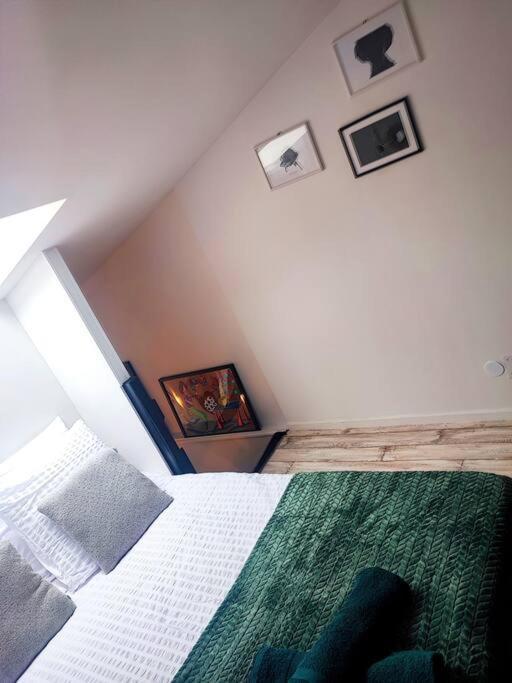 Chez Arty - Gere Par Presta-Zen'Services Apartment Verdun-sur-Meuse Ngoại thất bức ảnh